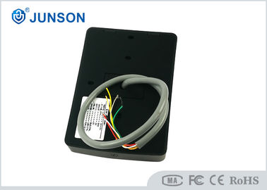 IP65 พลาสติก RFID การเข้าถึงระบบการควบคุม / การควบคุมการเข้าถึงเครื่องอ่านบัตรสนับสนุน IC / ID / RFID บัตร